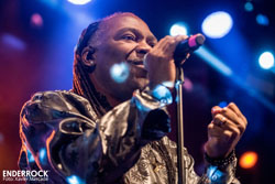 Concert d'Al McKay's Earth Wind and Fire Experience a la sala Apolo de Barcelona 